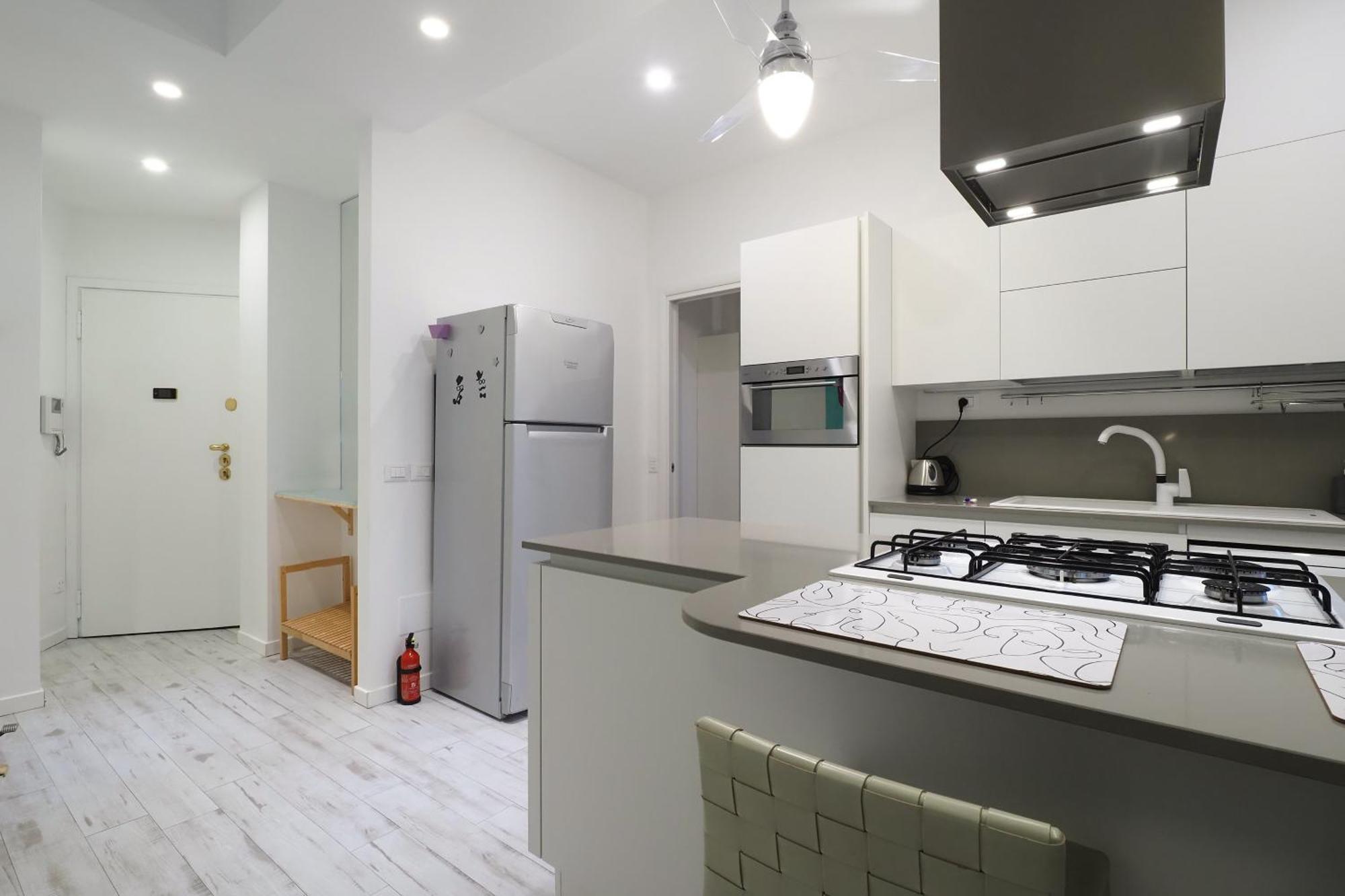 Mila Lux Lodi Apartment Милано Екстериор снимка