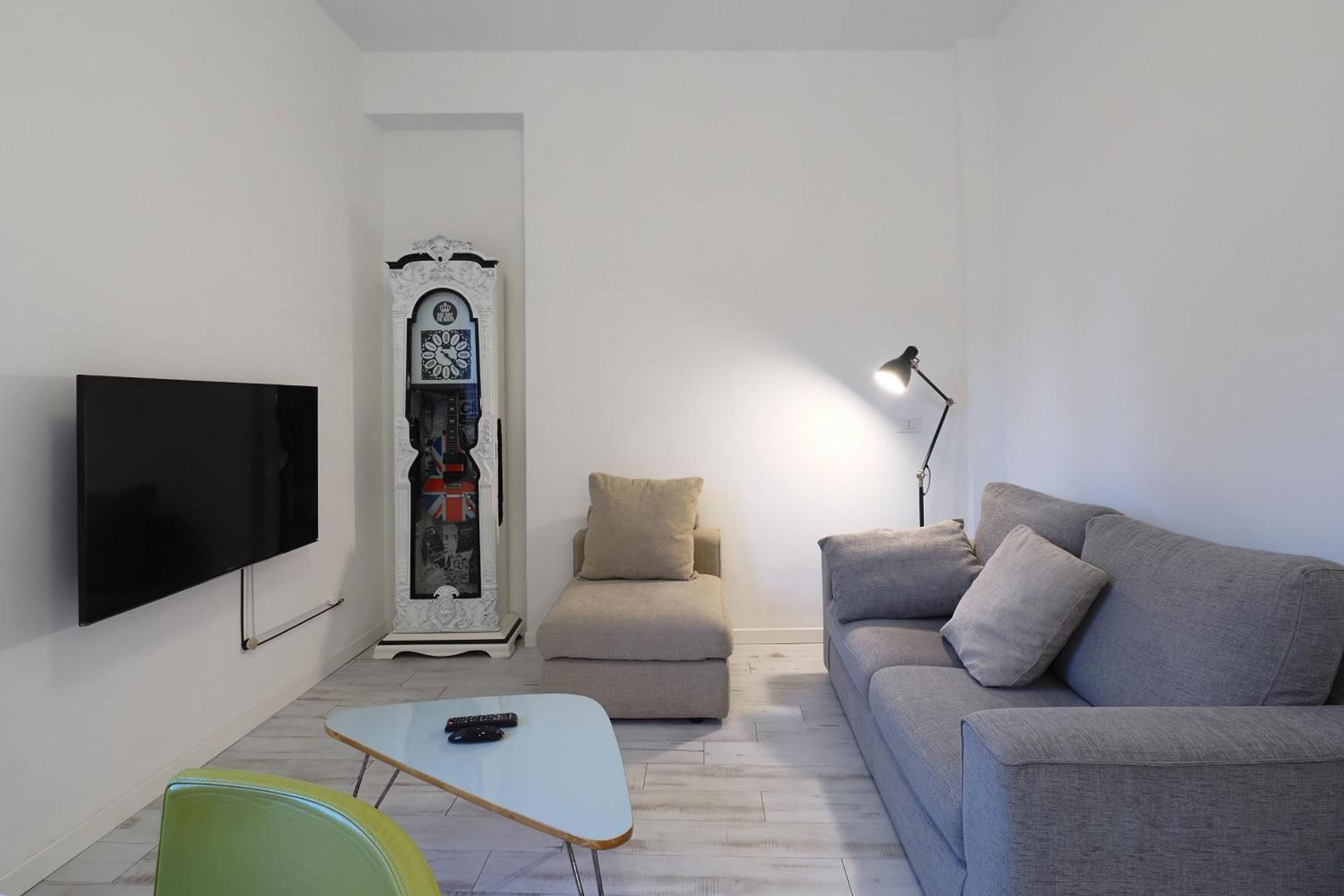 Mila Lux Lodi Apartment Милано Екстериор снимка