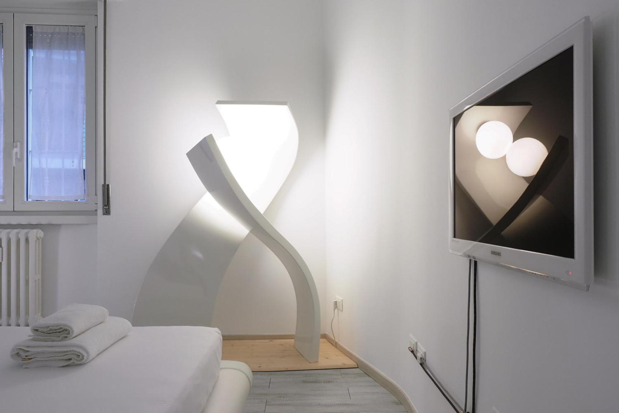 Mila Lux Lodi Apartment Милано Екстериор снимка