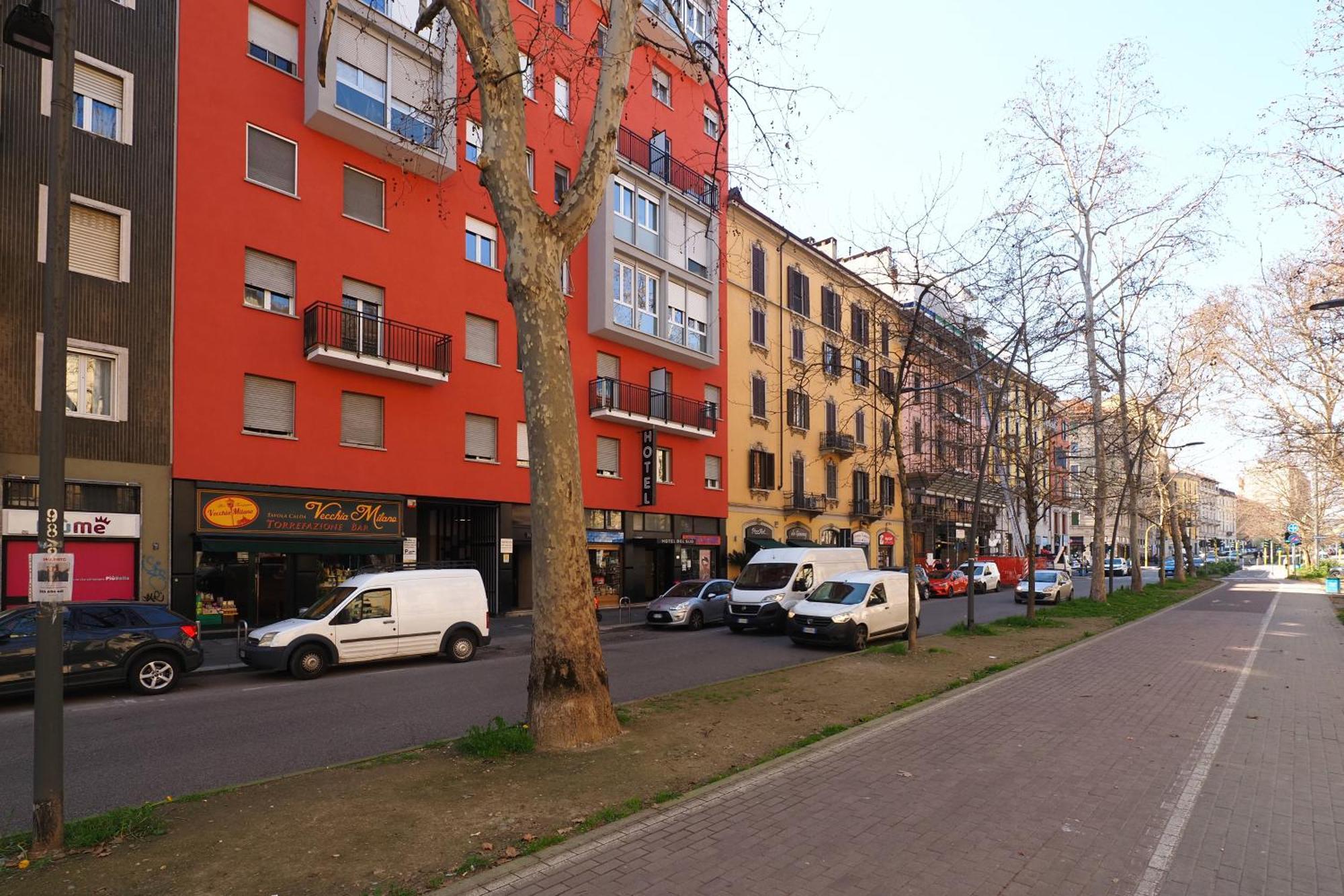 Mila Lux Lodi Apartment Милано Екстериор снимка